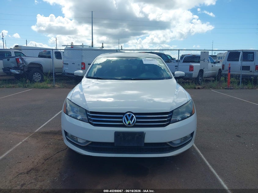 2015 Volkswagen Passat VIN 1VWBT7A38FC015643 IAAI salvage auction — NORMAL WEAR, Clear (Hawaii), sold $325 on 2026-08-25 (photo 6)