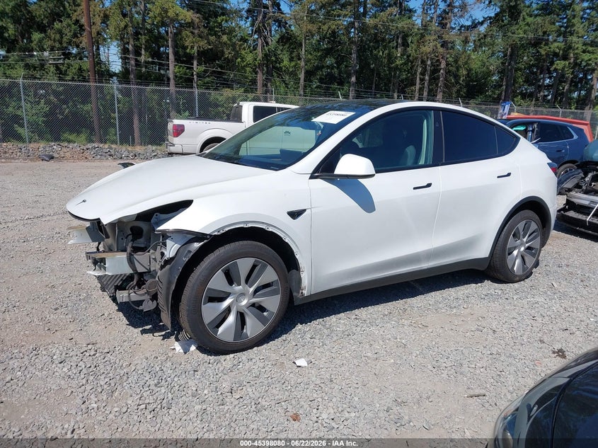 2023 Tesla Model y VIN 7SAYGDEE1PF825103 IAAI salvage auction — FRONT END, Salvage Title, sold $10,700 on 2026-07-16 (photo 2)