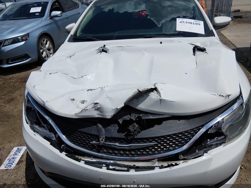 2015 Chrysler 200 VIN 1C3CCCFB3FN549741 IAAI salvage auction — FRONT END, Salvage (Texas), sold $700 on 2026-07-28 (photo 6)