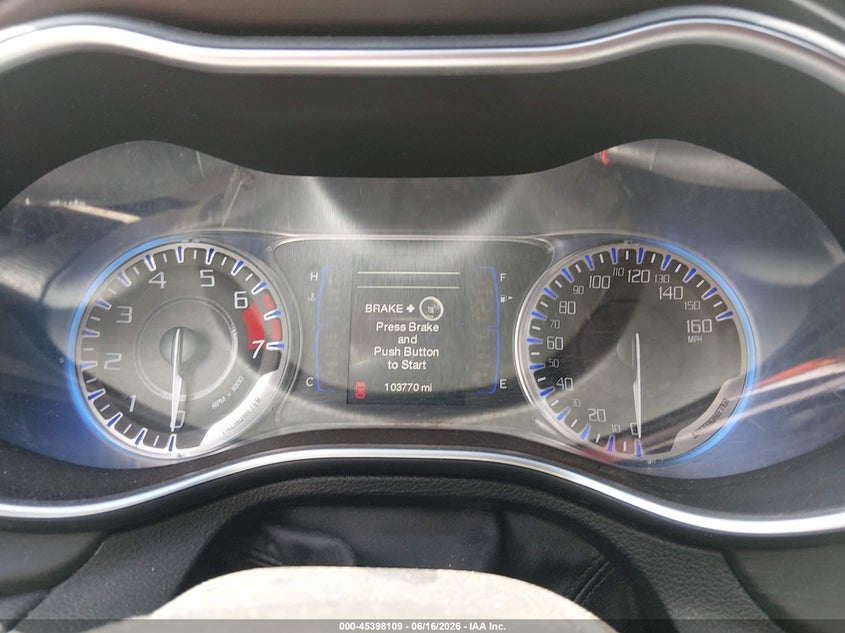 2015 Chrysler 200 VIN 1C3CCCFB3FN549741 IAAI salvage auction — FRONT END, Salvage (Texas), sold $700 on 2026-07-28 (photo 7)