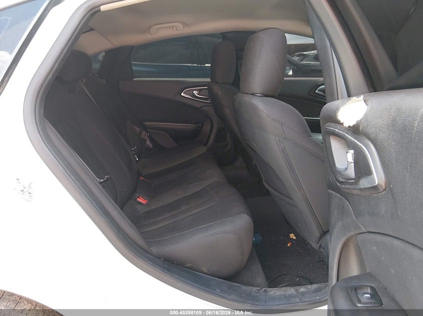 2015 Chrysler 200 VIN 1C3CCCFB3FN549741 IAAI salvage auction — FRONT END, Salvage (Texas), sold $700 on 2026-07-28 (photo 8)