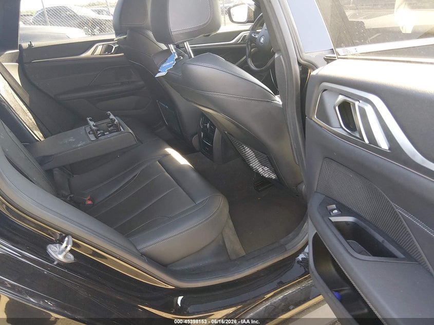 2023 BMW 4er VIN WBA73AV05PFN87837 IAAI salvage auction — REAR END, Salvage Title, sold $13,200 on 2026-08-14 (photo 8)