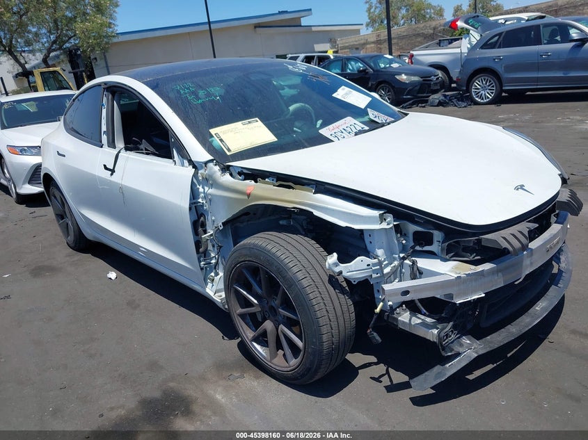 2023 Tesla Model 3 VIN 5YJ3E1EA4PF593041 IAAI salvage auction — RIGHT FRONT, Salvage Title, sold $8,950 on 2026-07-10 (photo 1)