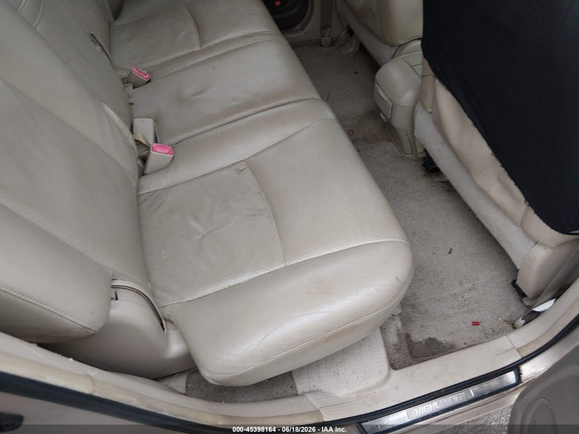 2006 Toyota Highlander VIN JTEEP21A660136982 IAAI salvage auction — FRONT END, Clear (Virginia), sold $1,050 on 2026-07-19 (photo 8)