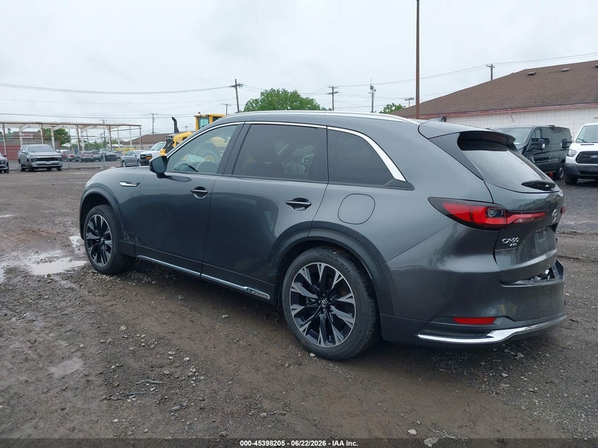 2024 Mazda VIN JM3KKDHA2R1104186 IAAI salvage auction — REAR END, Salvage Title, sold $11,100 on 2026-08-02 (photo 3)
