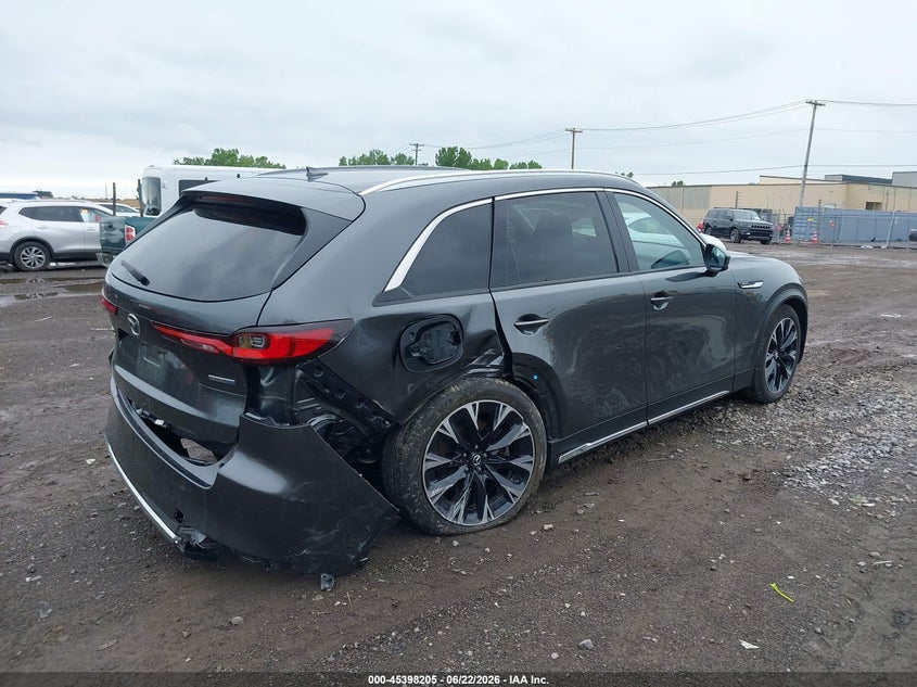 2024 Mazda VIN JM3KKDHA2R1104186 IAAI salvage auction — REAR END, Salvage Title, sold $11,100 on 2026-08-02 (photo 4)