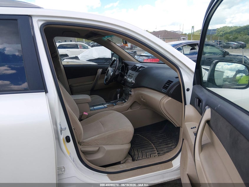 2008 Toyota Highlander VIN JTEES43A782015487 IAAI salvage auction — REAR END, Salvage (West Virginia), sold $1,650 on 2026-07-31 (photo 5)