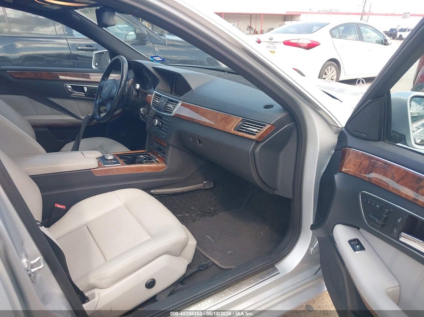 2011 Mercedes-benz E-class VIN WDDHF5GB9BA354799 IAAI salvage auction — NORMAL WEAR, Original (Texas), sold $1,500 on 2026-07-06 (photo 5)