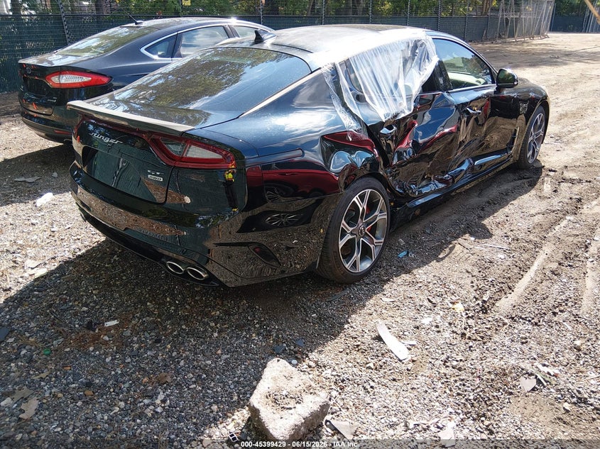 2018 Kia Stinger VIN KNAE55LC9J6015697 IAAI salvage auction — LEFT & RIGHT, Clear (Virginia), sold $2,850 on 2026-07-09 (photo 4)