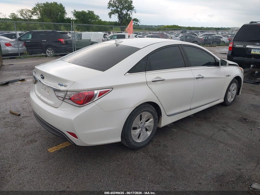 2013 Hyundai Sonata VIN KMHEC4A42DA084680 IAAI salvage auction — LEFT FRONT, Salvage (Iowa), sold $25 on 2026-07-28 (photo 4)