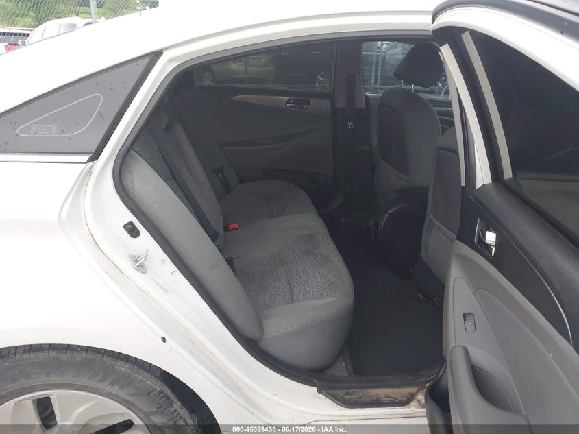 2013 Hyundai Sonata VIN KMHEC4A42DA084680 IAAI salvage auction — LEFT FRONT, Salvage (Iowa), sold $25 on 2026-07-28 (photo 8)