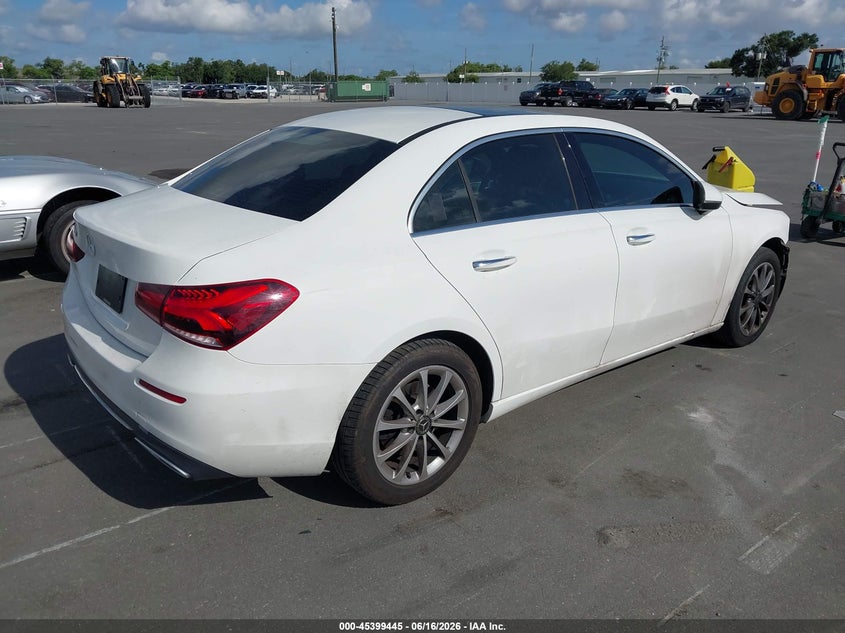 2020 Mercedes-benz A-klasse VIN W1K3G4EB9LW045276 IAAI salvage auction — FRONT END, Rebuildable (Florida), sold $4,775 on 2026-07-29 (photo 4)