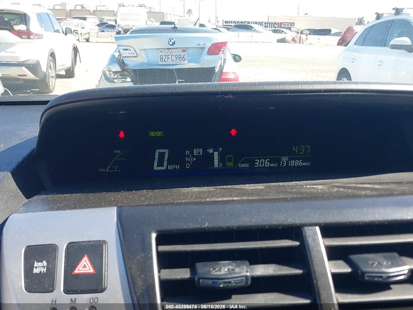 2012 Toyota Prius v VIN JTDZN3EU4C3038646 IAAI salvage auction — LEFT FRONT, Salvage Title, sold $2,050 on 2026-07-22 (photo 7)