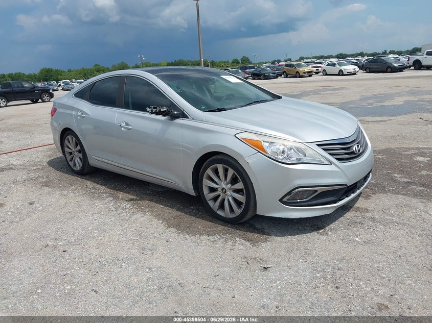 2017 Hyundai Azera VIN KMHFH4JG8HA583490 IAAI salvage auction — NORMAL WEAR, Clear (Florida), sold $975 on 2026-07-29 (photo 1)