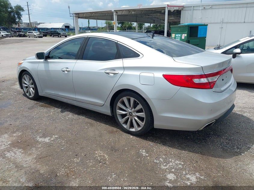 2017 Hyundai Azera VIN KMHFH4JG8HA583490 IAAI salvage auction — NORMAL WEAR, Clear (Florida), sold $975 on 2026-07-29 (photo 3)
