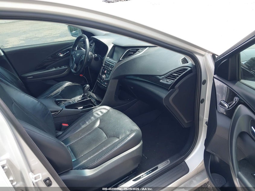 2017 Hyundai Azera VIN KMHFH4JG8HA583490 IAAI salvage auction — NORMAL WEAR, Clear (Florida), sold $975 on 2026-07-29 (photo 5)