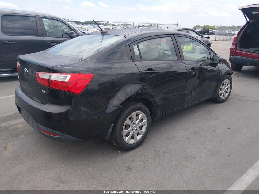 2015 Kia Rio VIN KNADM4A30F6520644 IAAI salvage auction — RIGHT SIDE, Salvage (Idaho), sold $550 on 2026-07-08 (photo 4)
