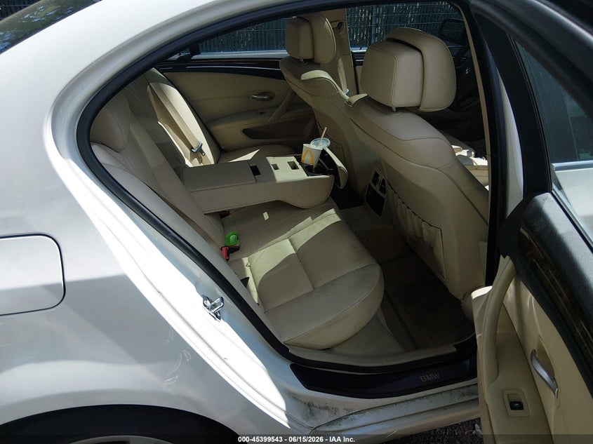 2010 BMW 5 series VIN WBANV9C55AC136737 IAAI salvage auction — NORMAL WEAR, Clear (Virginia), sold $475 on 2026-07-16 (photo 8)