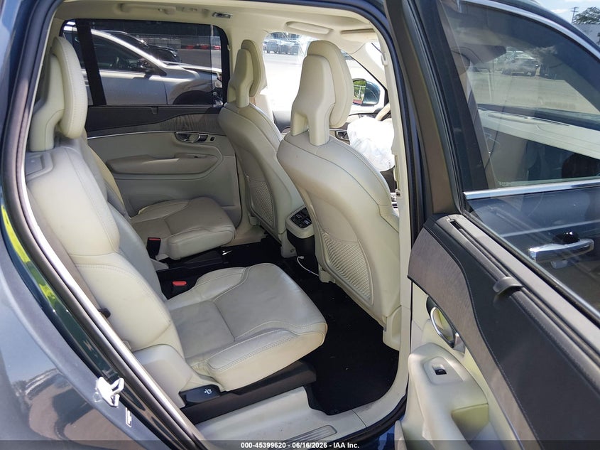 2022 Volvo Xc90 VIN YV4A221L3N1813950 IAAI salvage auction — FRONT END, Salvage Title, sold $8,400 on 2026-08-05 (photo 8)