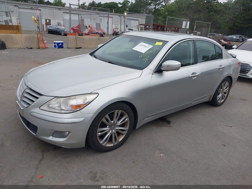 2010 Hyundai Genesis VIN KMHGC4DE6AU099237 IAAI salvage auction — REAR END, Clear (Virginia), sold $400 on 2026-07-08 (photo 2)
