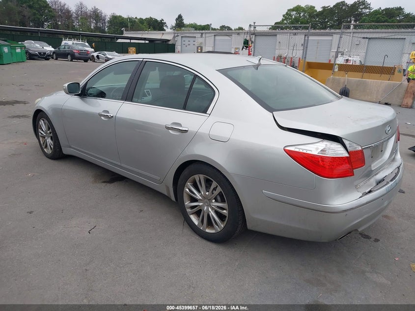 2010 Hyundai Genesis VIN KMHGC4DE6AU099237 IAAI salvage auction — REAR END, Clear (Virginia), sold $400 on 2026-07-08 (photo 3)