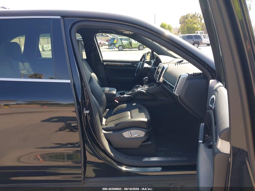 2014 Porsche Cayenne VIN WP1AA2A2XELA09726 IAAI salvage auction — NORMAL WEAR, Clear - Dealer Only (California), sold $1,825 on 2026-07-29 (photo 5)