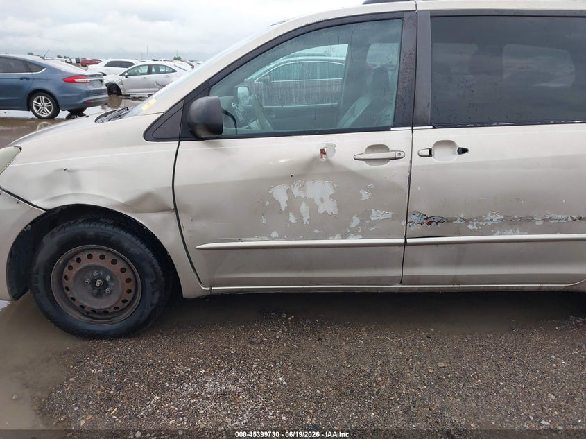 2004 Toyota Sienna VIN 5TDZA23C24S140379 IAAI salvage auction — NORMAL WEAR, Original (Texas), sold $800 on 2026-07-22 (photo 6)