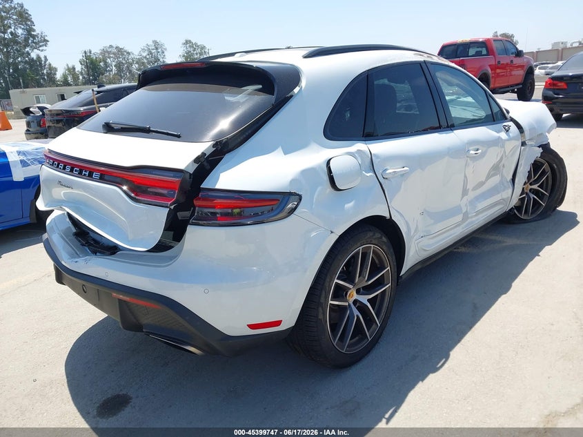 2026 Porsche Macan VIN WP1AA2A51TLB06482 IAAI salvage auction — ROLLOVER, Salvage (California), sold $10,000 on 2026-08-26 (photo 4)