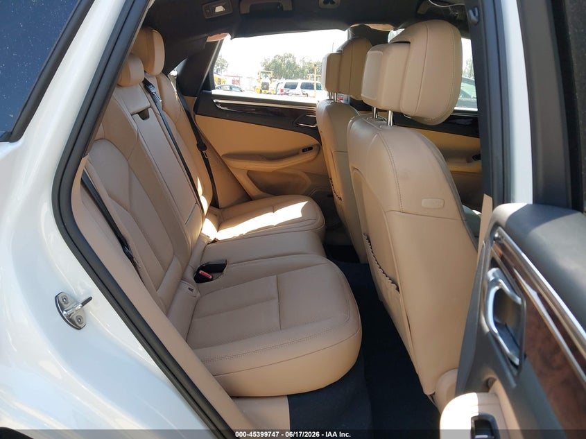 2026 Porsche Macan VIN WP1AA2A51TLB06482 IAAI salvage auction — ROLLOVER, Salvage (California), sold $10,000 on 2026-08-26 (photo 8)