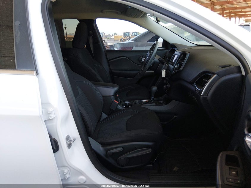 2019 Jeep Cherokee VIN 1C4PJLCB0KD220986 IAAI salvage auction — FRONT END, Salvage (Arizona), sold $925 on 2026-07-10 (photo 5)