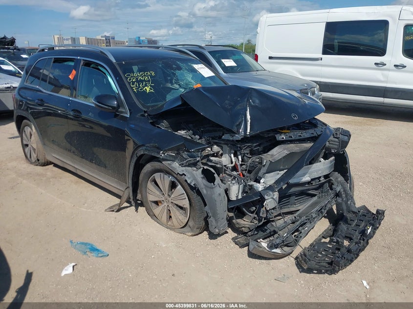 2023 Mercedes-benz VIN W1N9M0CB9PN027681 IAAI salvage auction — FRONT END, Salvage Title, sold $4,300 on 2026-08-03 (photo 1)