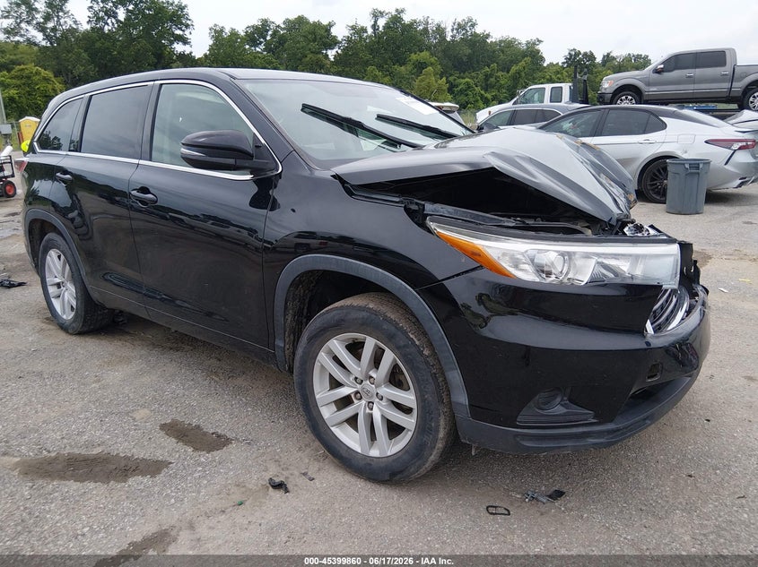 2015 Toyota Highlander VIN 5TDZKRFH3FS064008 IAAI salvage auction — FRONT END, Salvage (Louisiana), sold $3,900 on 2026-07-14 (photo 1)