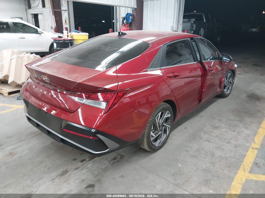 2025 Hyundai Elantra VIN KMHLS4DG7SU021537 IAAI salvage auction — LEFT SIDE, Salvage Title, sold $6,500 on 2026-07-28 (photo 4)