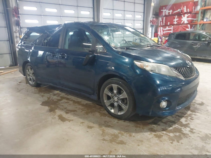 2011 Toyota Sienna VIN 5TDXK3DC5BS130466 IAAI salvage auction — FRONT END, Clear (Indiana), sold $1,300 on 2026-07-24 (photo 1)
