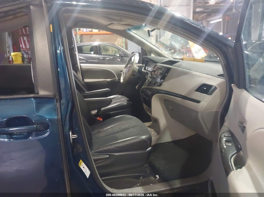 2011 Toyota Sienna VIN 5TDXK3DC5BS130466 IAAI salvage auction — FRONT END, Clear (Indiana), sold $1,300 on 2026-07-24 (photo 5)