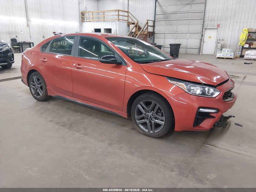 2021 Kia Forte VIN 3KPF34AD3ME400898 IAAI salvage auction — FRONT & REAR, Salvage (Minnesota), sold $1,650 on 2026-08-29 (photo 1)