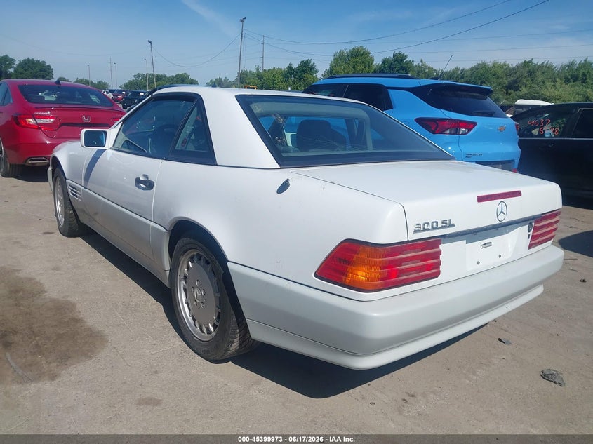 1992 Mercedes-benz 300 VIN WDBFA61E4NF042078 IAAI salvage auction — HAIL, Salvage (Ohio), sold $1,150 on 2026-07-21 (photo 3)