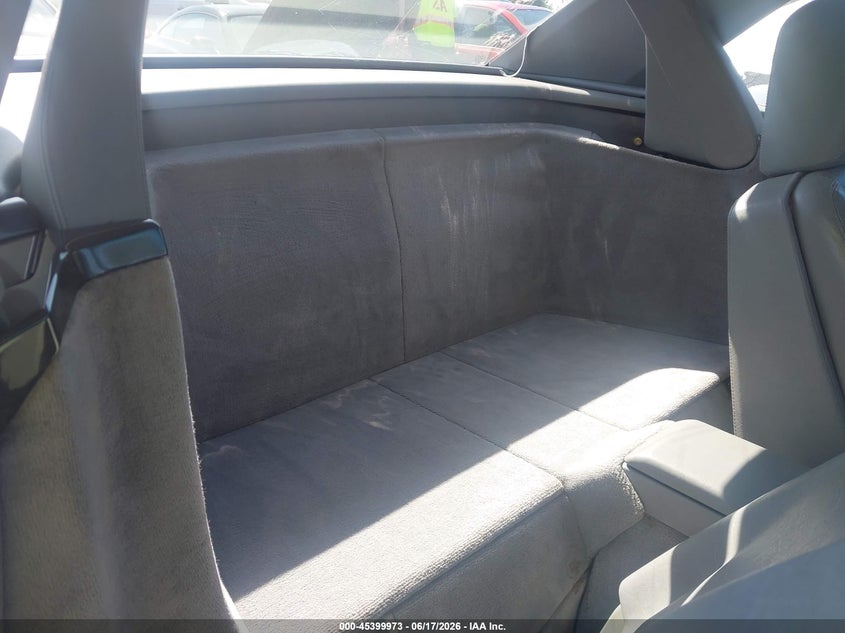 1992 Mercedes-benz 300 VIN WDBFA61E4NF042078 IAAI salvage auction — HAIL, Salvage (Ohio), sold $1,150 on 2026-07-21 (photo 8)