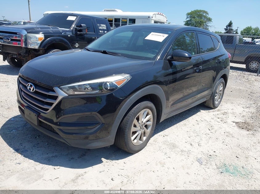 2017 Hyundai Tucson VIN KM8J23A43HU263360 IAAI salvage auction — NORMAL WEAR, Clear (Indiana), sold $2,675 on 2026-07-21 (photo 2)