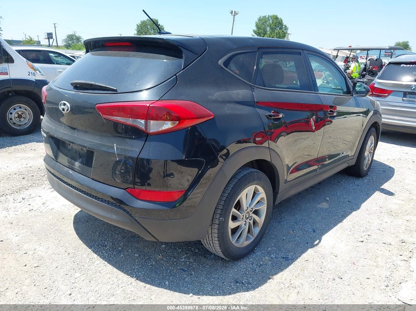 2017 Hyundai Tucson VIN KM8J23A43HU263360 IAAI salvage auction — NORMAL WEAR, Clear (Indiana), sold $2,675 on 2026-07-21 (photo 4)