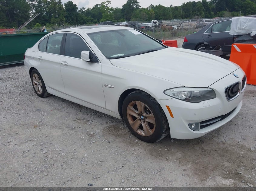 2012 BMW 5er VIN WBAXG5C56CDX04230 IAAI salvage auction — NORMAL WEAR, Clear-Dealer Only (North Carolina), sold $550 on 2026-07-28 (photo 1)