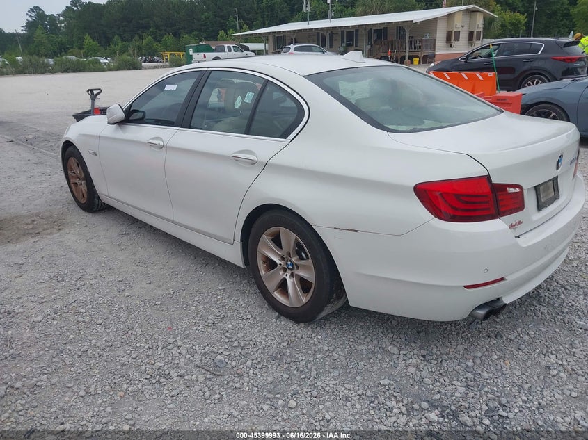 2012 BMW 5er VIN WBAXG5C56CDX04230 IAAI salvage auction — NORMAL WEAR, Clear-Dealer Only (North Carolina), sold $550 on 2026-07-28 (photo 3)