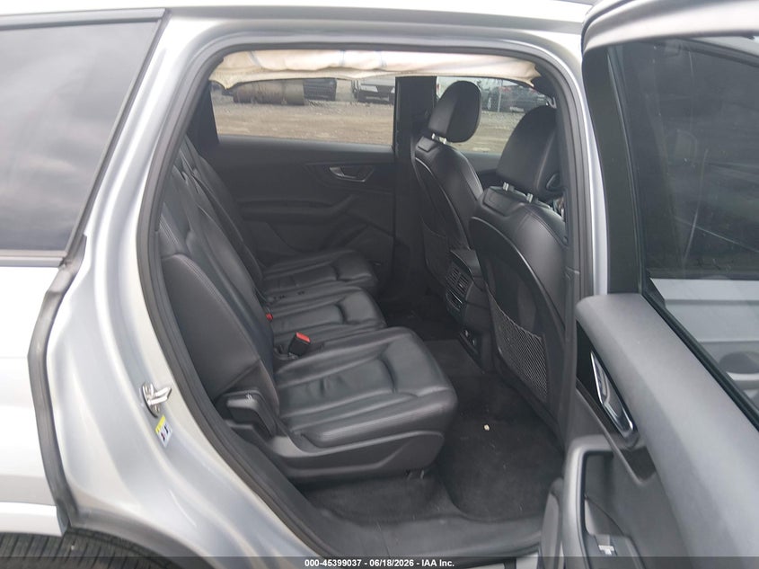 2019 Audi Q7 VIN WA1LAAF70KD048995 IAAI salvage auction — FRONT END, Salvage Title, sold $3,050 on 2026-07-23 (photo 8)