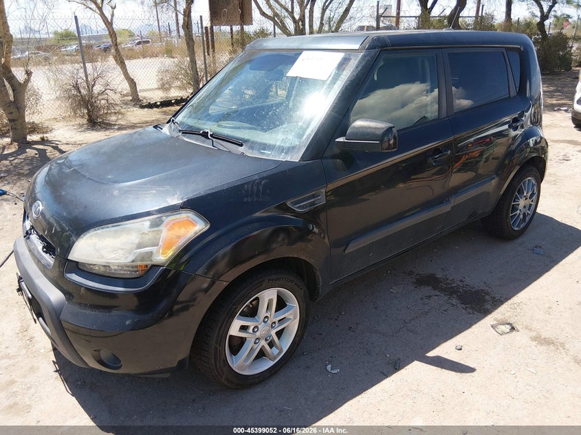 2011 Kia Soul VIN KNDJT2A27B7710840 IAAI salvage auction — TRANSMISSION, Salvage (Arizona), sold $275 on 2026-07-30 (photo 2)