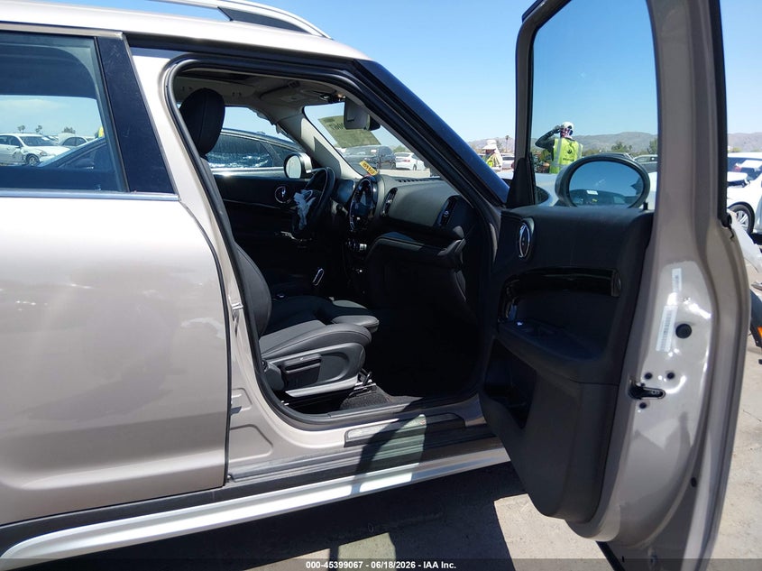 2024 Mini Countryman VIN WMZ83BR02R3S02133 IAAI salvage auction — FRONT END, Salvage Title, sold $5,600 on 2026-08-18 (photo 5)