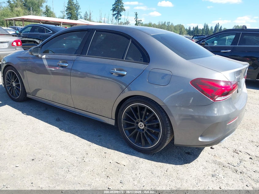 2019 Mercedes-benz VIN WDD3G4EB0KW027683 IAAI salvage auction — RIGHT FRONT, Bill Of Sale (Washington), sold $6,300 on 2026-07-08 (photo 3)