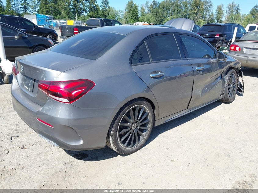 2019 Mercedes-benz VIN WDD3G4EB0KW027683 IAAI salvage auction — RIGHT FRONT, Bill Of Sale (Washington), sold $6,300 on 2026-07-08 (photo 4)