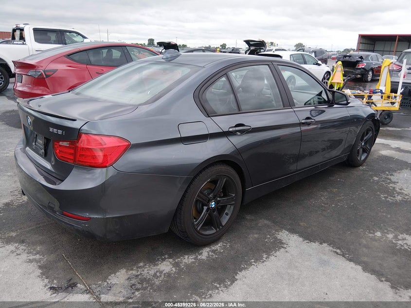 2013 BMW VIN WBA3A5G56DNP23933 IAAI salvage auction — RIGHT FRONT, Salvage (Missouri), sold $925 on 2026-08-04 (photo 4)