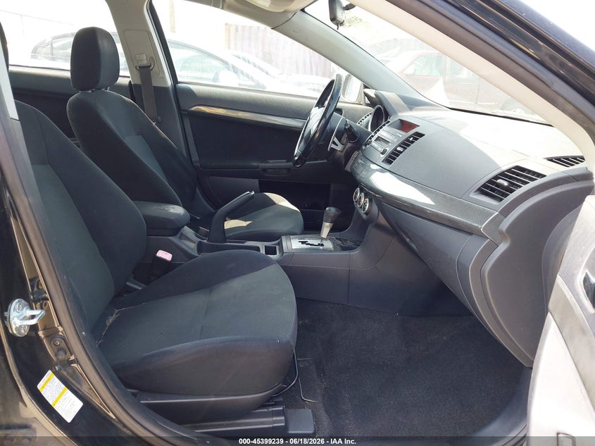 2009 Mitsubishi Lancer VIN JA3AU86W49U006908 IAAI salvage auction — NORMAL WEAR, Clear (Indiana), sold $275 on 2026-07-30 (photo 5)