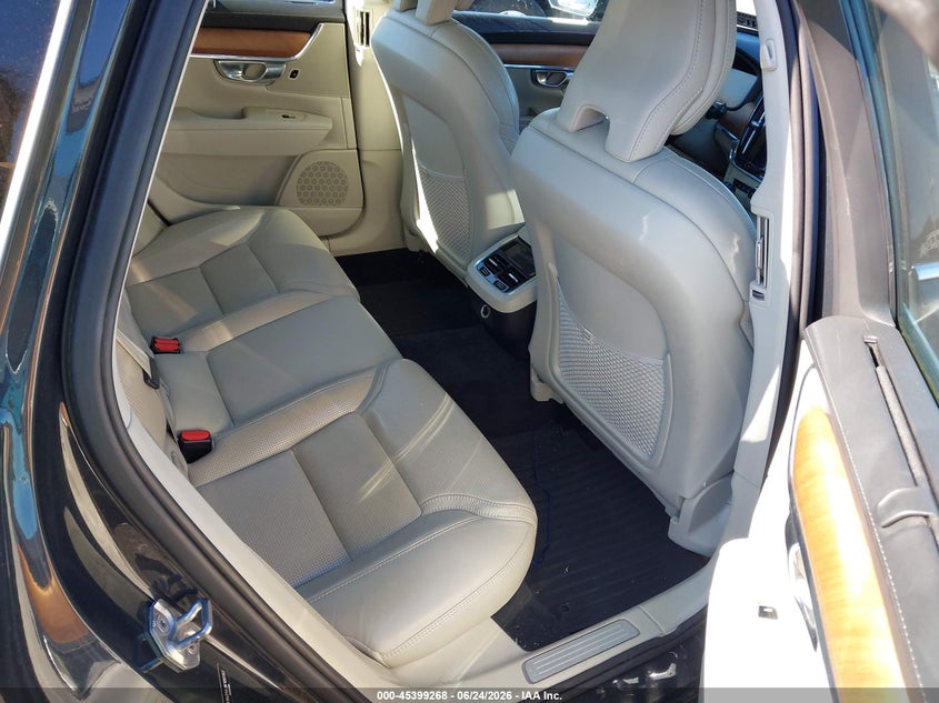 2019 Volvo V90 VIN YV1A22VL9K1093153 IAAI salvage auction — FRONT END, Salvage (Virginia), sold $12,175 on 2026-07-07 (photo 8)